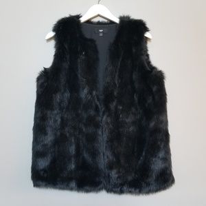 Mossimo Black Fur Vest Size Large
